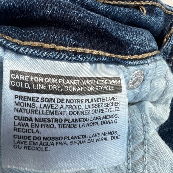 Levi’s women 721 High Rise Skinny size W31 L30 Dark wash - Picture 9 of 9